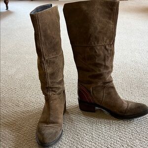 Italian suede and leather heeled boot